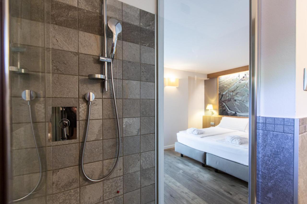 Poggiridenti Wine Hotel Retici Balzi מראה חיצוני תמונה