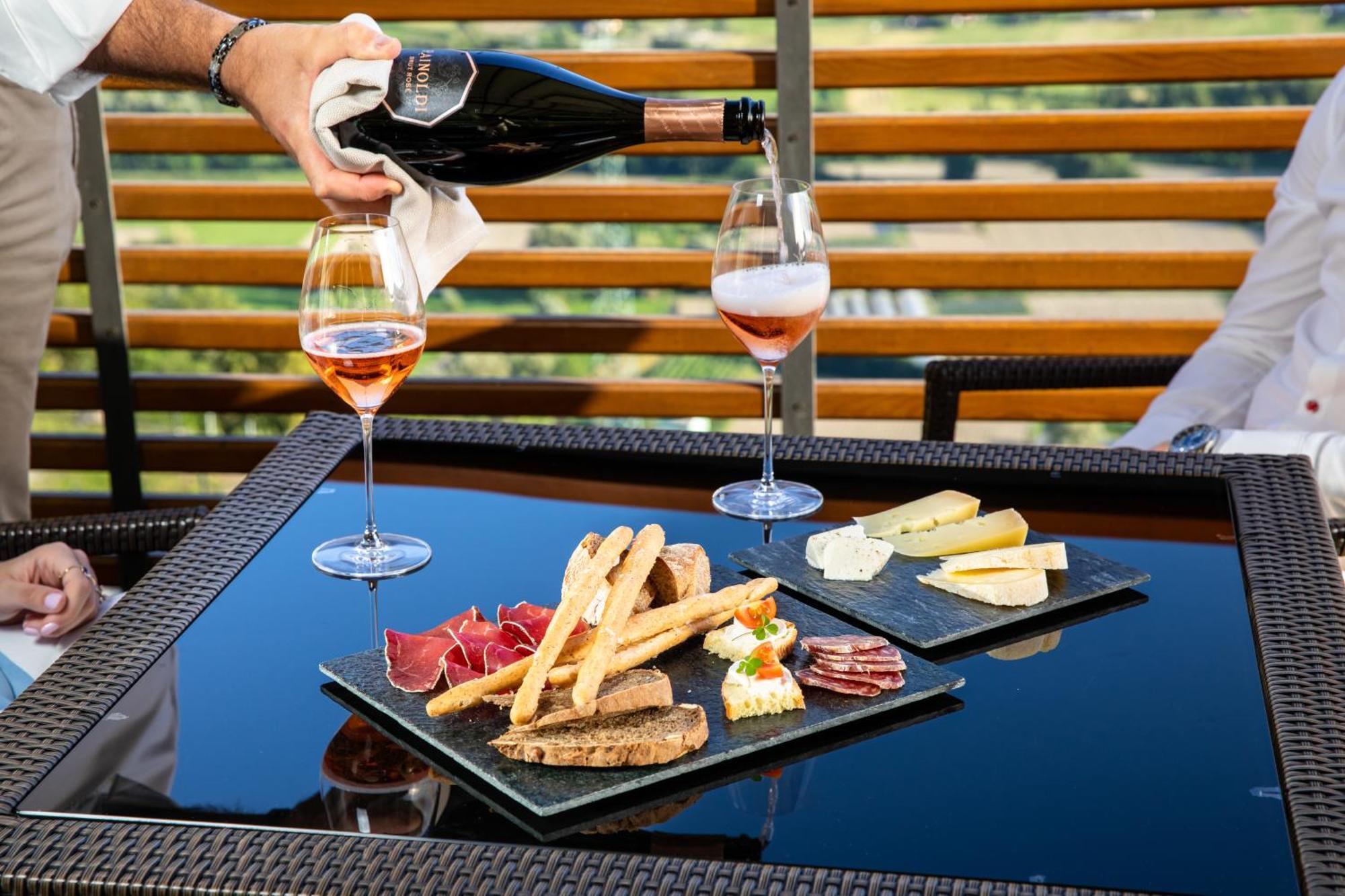 Poggiridenti Wine Hotel Retici Balzi מראה חיצוני תמונה